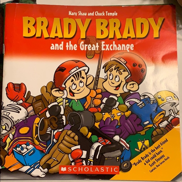 Brady Brady set of 3 books - Picture 2 of 8